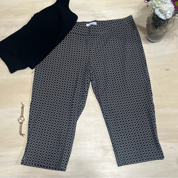 XL Capri Black and White Pattern Pants Liz Claiborne Lori Women’s Bottoms - Picture 1 of 8